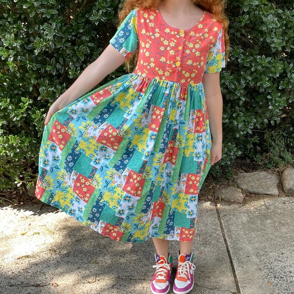 Prairie handmade patchwork floral bright short sleeve dress medium - Picture 7 of 7